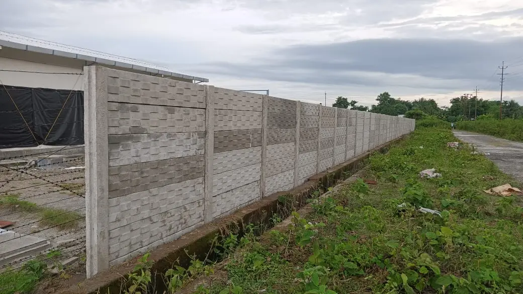 Modern Boundary Wall